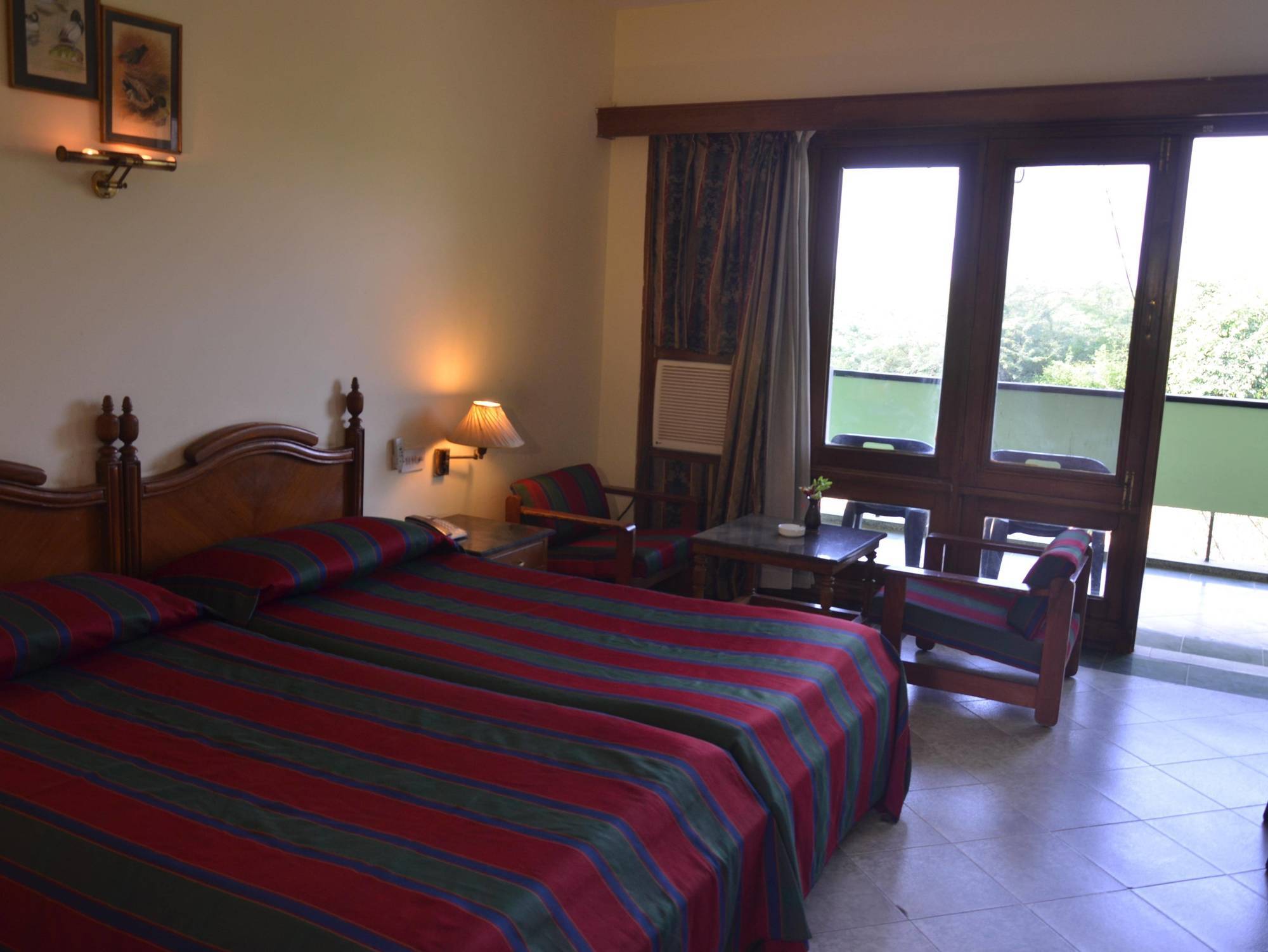 Hotel Bharatpur Ashok Zewnętrze zdjęcie